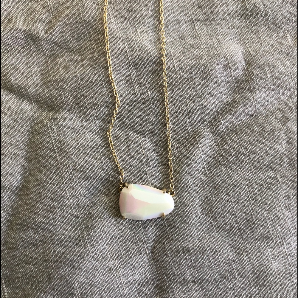 Kendra Scott Isla necklace